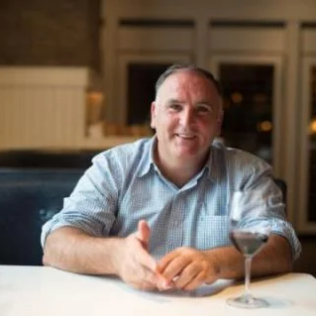 Jose Andres Headshot