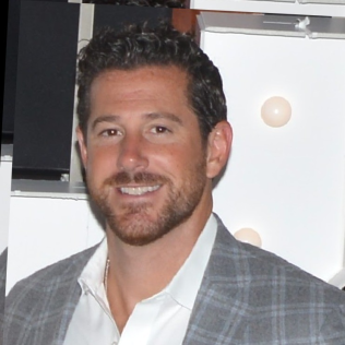 Erik Bortzfield's headshot