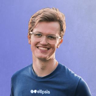 Alex Denning headshot